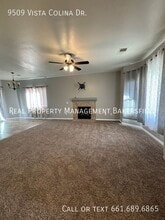 9509 Vista Colina Dr in Bakersfield, CA - Building Photo - Building Photo