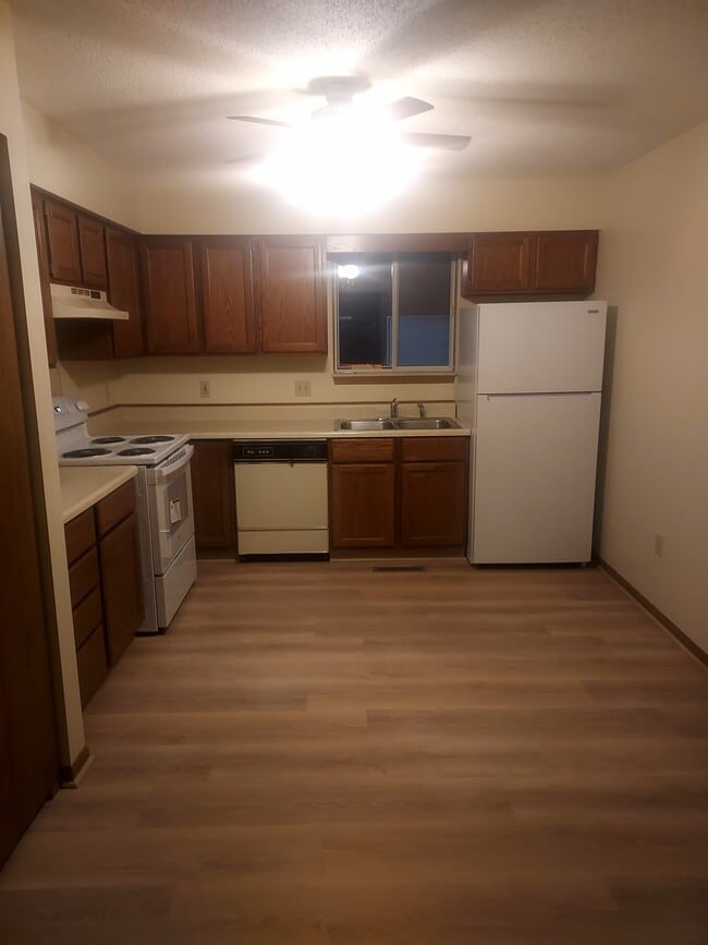 4690 Hemmeter Ct, Unit #1