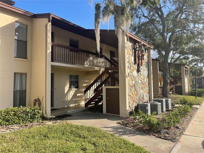 1200 Tarpon Woods Blvd in Palm Harbor, FL - Building Photo - Building Photo