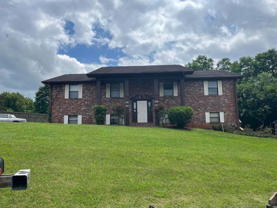 703 Bethany Court, Unit 703 Bethany Court in Maryville, TN - Building Photo
