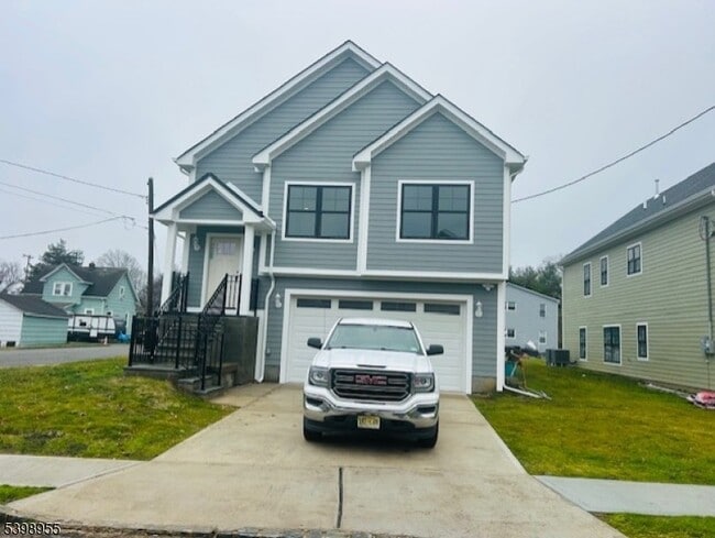 66 Garrison Ave in Dover, NJ - Building Photo - Building Photo