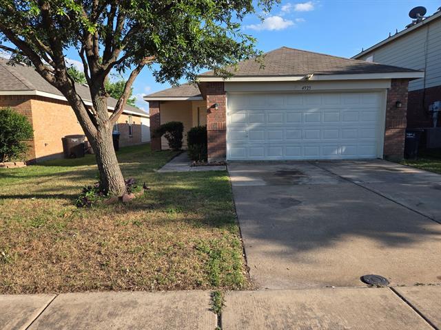 property at 4925 Waterford Dr