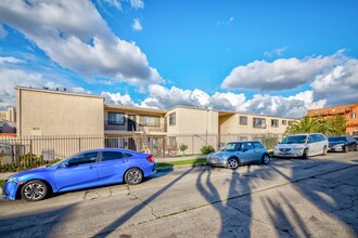 2045 Judson St in Los Angeles, CA - Building Photo - Building Photo