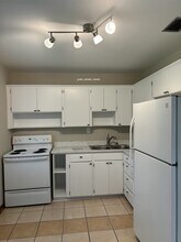 10235 Elmhurst Dr in Jacksonville, FL - Building Photo - Building Photo