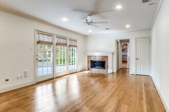 5626 Caruth Blvd in Dallas, TX - Building Photo - Building Photo