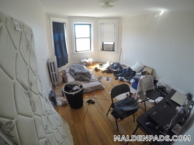 17-19-19 Washington St S