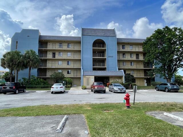property at 2828 Tennis Club Dr