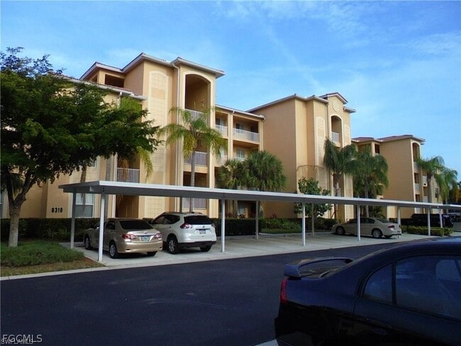 8341 Whiskey Preserve Cir in Ft. Myers, FL - Building Photo - Building Photo