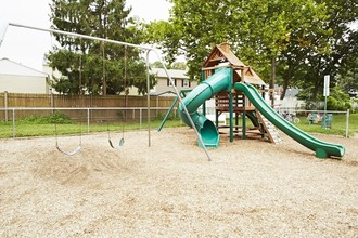 River Terrace Apartments in Riverside, NJ - Building Photo - Building Photo