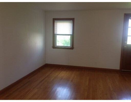 93 Cass St-Unit -B in Boston, MA - Building Photo - Building Photo