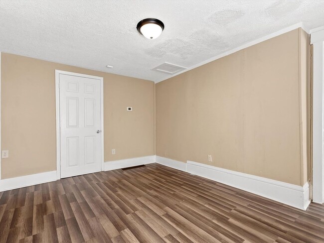 39 S Highland St in Winchester, KY - Building Photo - Building Photo