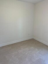 4862 College Dr in Orlando, FL - Building Photo - Building Photo