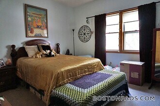 150 Brown St, Unit 1L in Waltham, MA - Foto de edificio - Building Photo