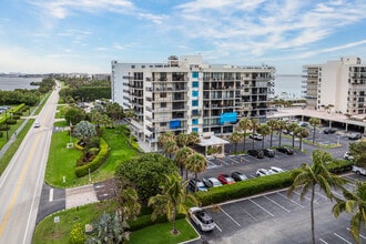 The Claridges in Palm Beach, FL - Building Photo - Building Photo