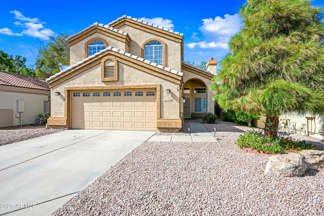 1448 W Shellfish Dr in Gilbert, AZ - Building Photo