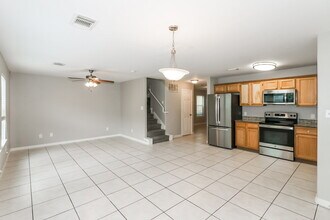 4923 N Cancun Dr in Houston, TX - Building Photo - Building Photo