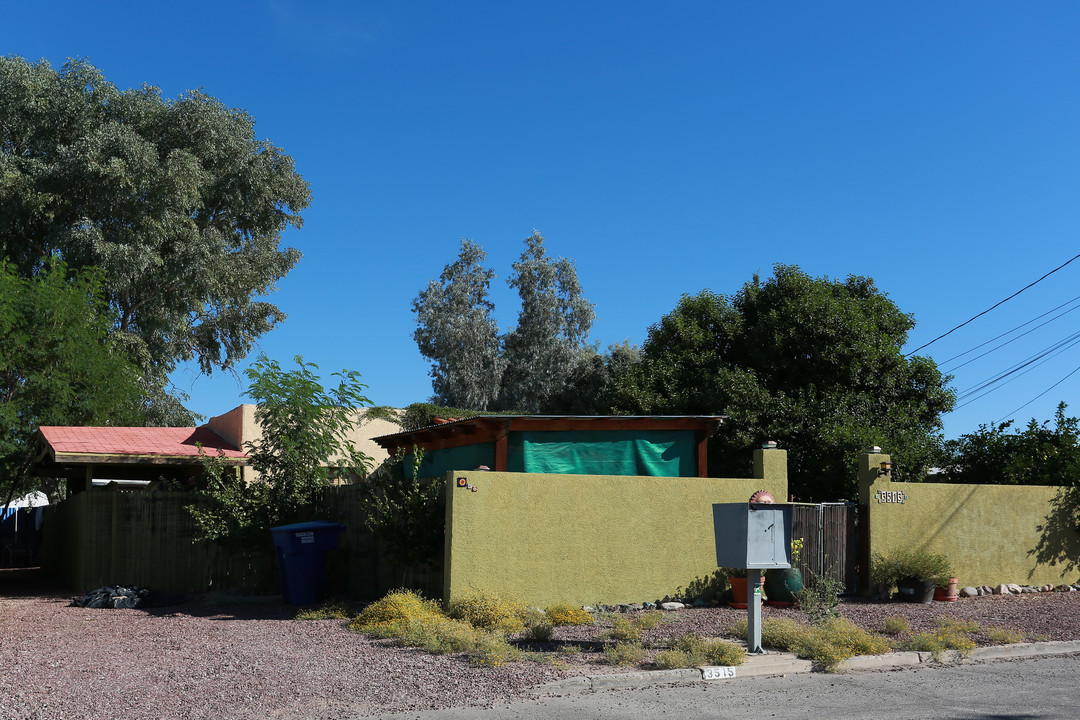 3529 E Willard St in Tucson, AZ - Building Photo