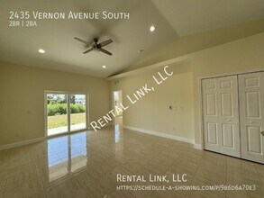 2435 Vernon Ave S in Lehigh Acres, FL - Building Photo - Building Photo