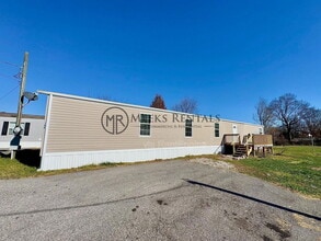 106 Robby St in Culloden, WV - Building Photo - Building Photo