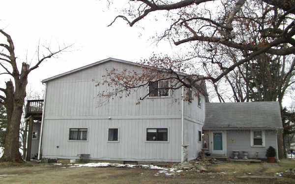 5010 Sherwell Dr in Waterford, MI - Building Photo