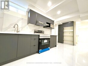 29 Spiv Grv Wy in Markham, ON - Building Photo - Building Photo