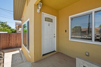 501 S Lorena St-Unit -1 in Los Angeles, CA - Building Photo - Building Photo
