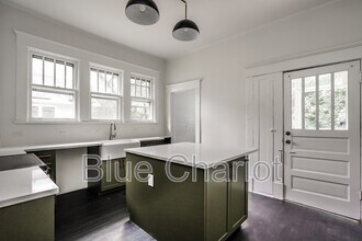 2607 Chapel Hill Rd in Durham, NC - Building Photo - Building Photo