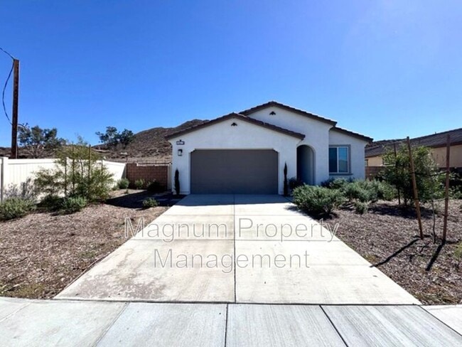 property at 31615 Settlers Rd