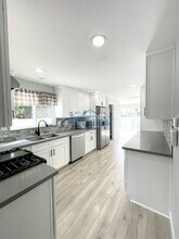 969 W Oliver St in Los Angeles, CA - Building Photo - Building Photo