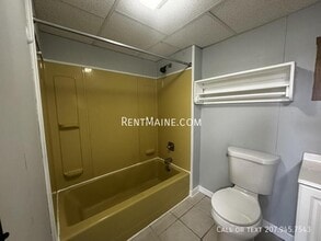 281 Main St in Waterville, ME - Building Photo - Building Photo