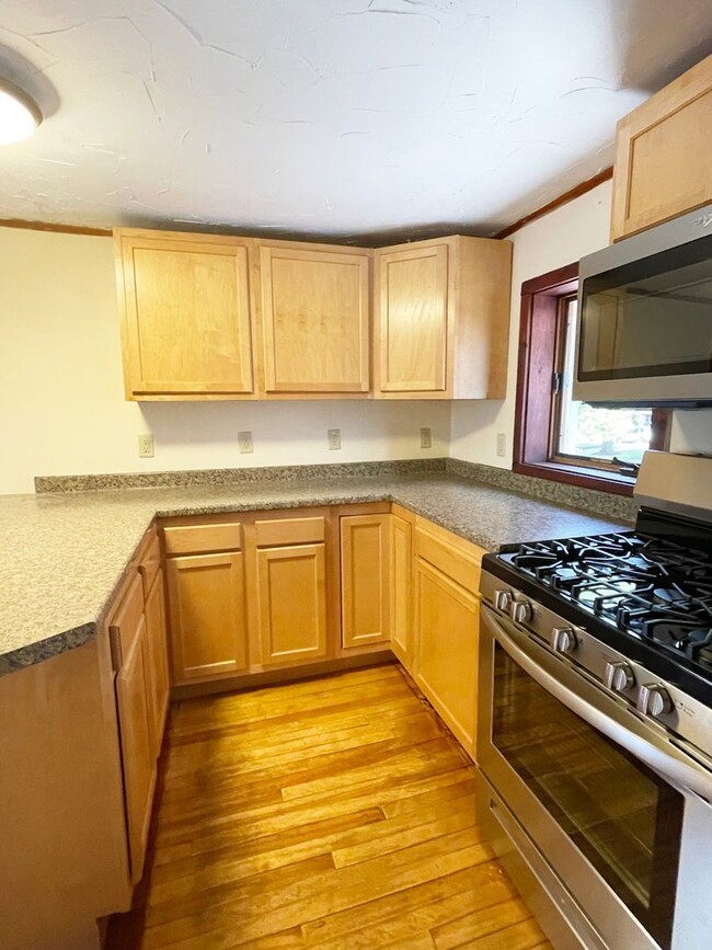 114-116-116 S Champlain St