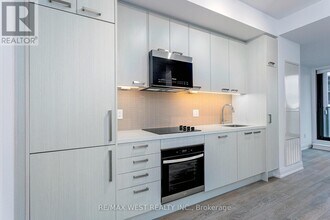 20 Soudan Ave in Toronto, ON - Building Photo - Building Photo
