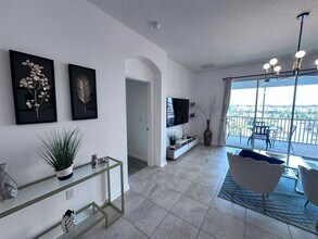 1079 Splash Shot Pl in Davenport, FL - Building Photo - Building Photo