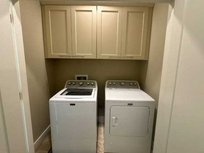 property at 5959 Charlotte Dr