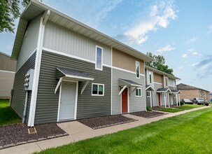 Townhomes at Quail Ridge in Springfield, MO - Foto de edificio - Building Photo