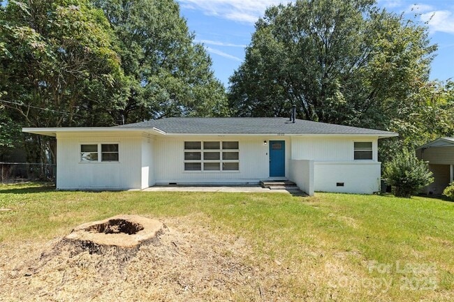 property at 1022 Green Cir Dr