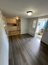 1233 Virginia Dr in Orlando, FL - Building Photo - Building Photo