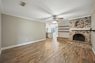 2857 Hurstview Dr in Hurst, TX - Building Photo - Building Photo