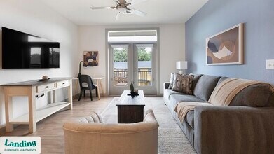 3706 Goodwin Ave in Austin, TX - Foto de edificio - Building Photo