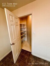 611 Tarn Way in Reno, NV - Building Photo - Building Photo