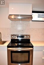 33 Ianhall Rd in Toronto, ON - Building Photo - Building Photo