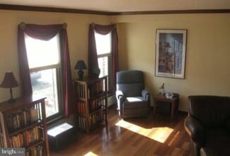 516 Susan Dr in King of Prussia, PA - Building Photo - Building Photo