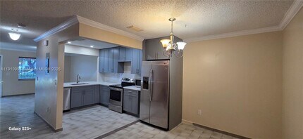1777 W 59th St in Hialeah, FL - Building Photo - Building Photo