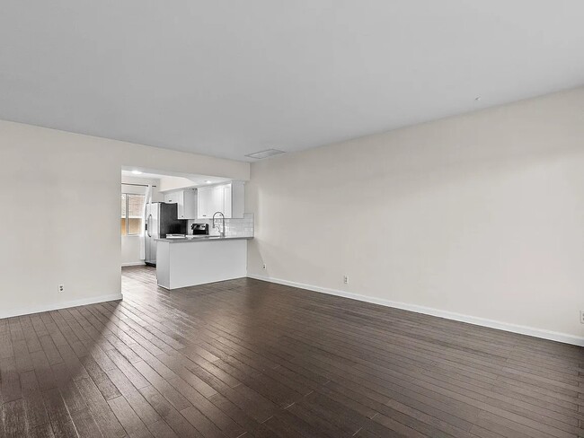 property at 312 N Louise St