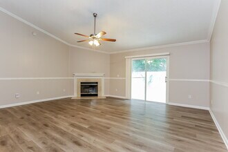 14196 Crestwick Dr W in Jacksonville, FL - Building Photo - Building Photo