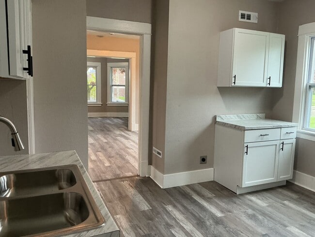 2957-2959-2959 N 9th St in Milwaukee, WI - Building Photo - Building Photo