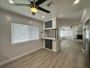 4875-4885 Normandie Pl in La Mesa, CA - Building Photo - Building Photo