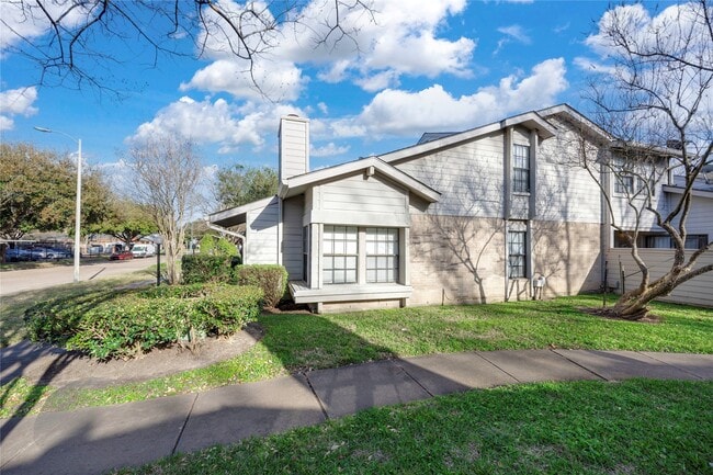 13483 Garden Grove in Houston, TX - Building Photo - Building Photo