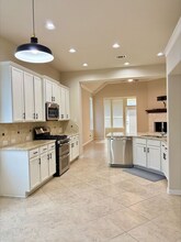 3042 Currant Dr in Manvel, TX - Foto de edificio - Building Photo