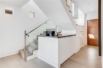 810 Esplanade in Redondo Beach, CA - Building Photo - Building Photo